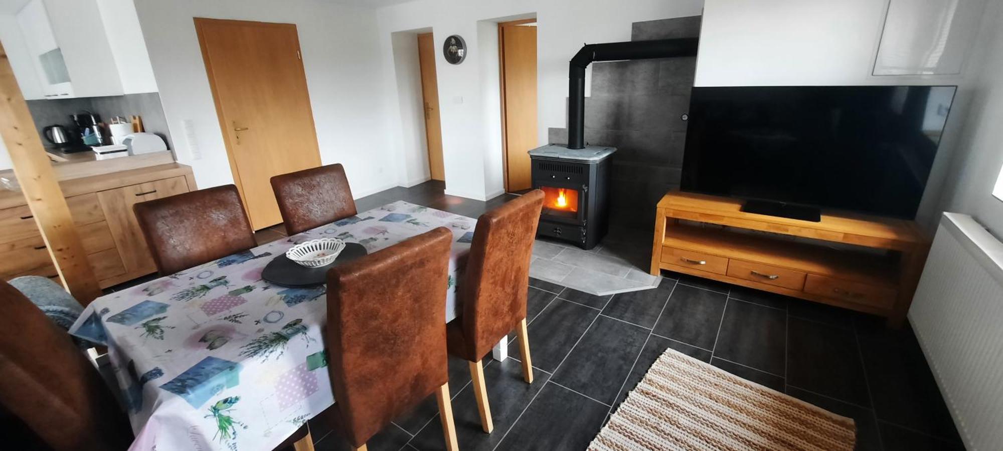 2 Apartment *